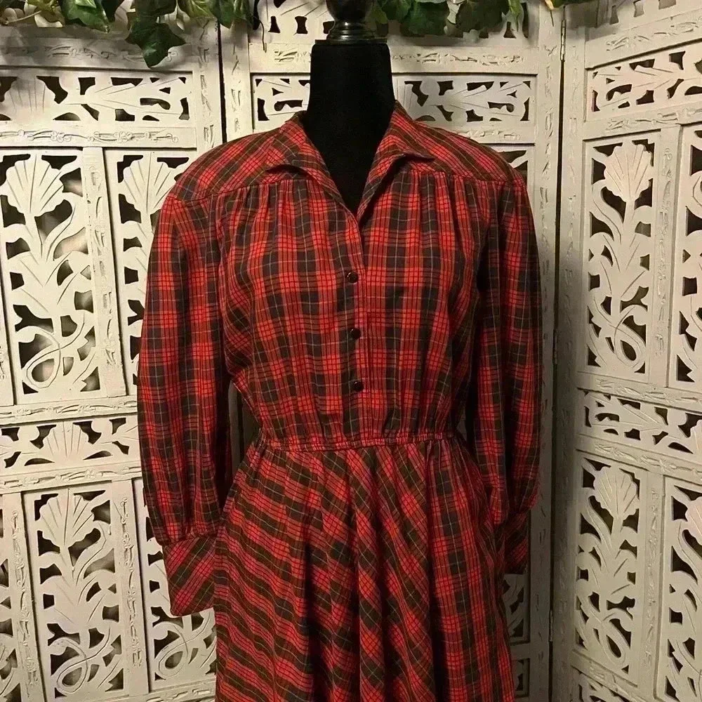 VINTAGE LESLIE FAY EXTRAORDINARY RED PLAID FIT FLARE LONG SLEEVE MIDI DRESS L